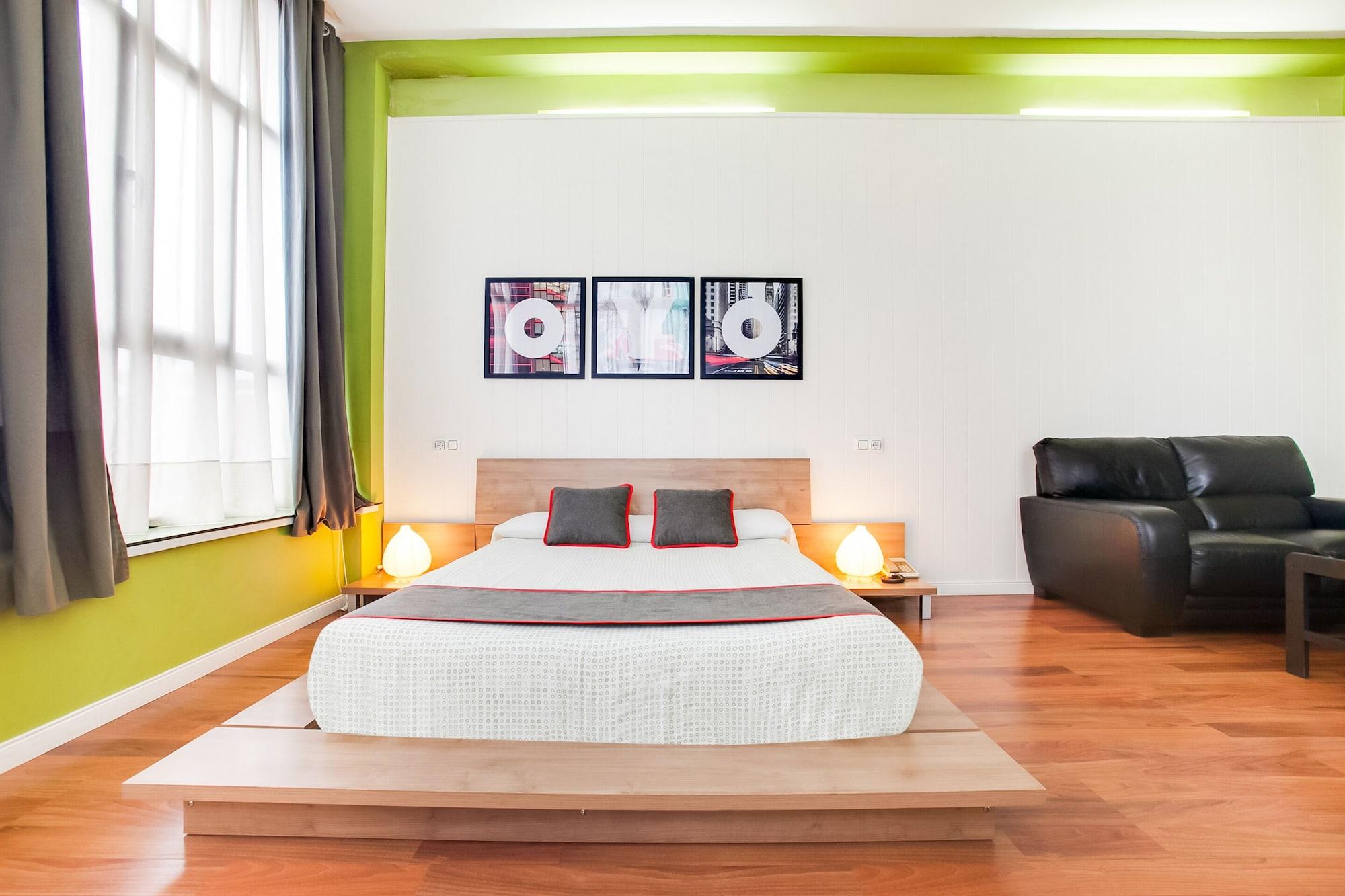 Oyo Hotel Parque Empresarial Avilés Buitenkant foto