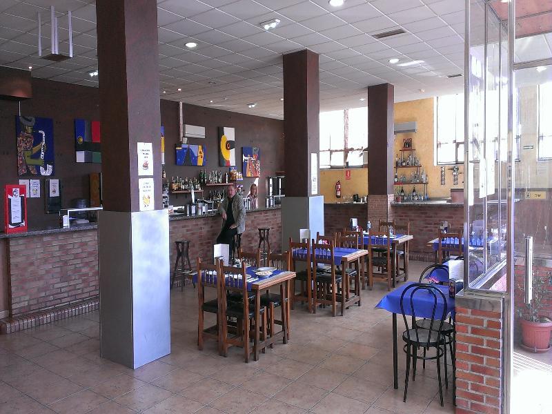 Oyo Hotel Parque Empresarial Avilés Buitenkant foto