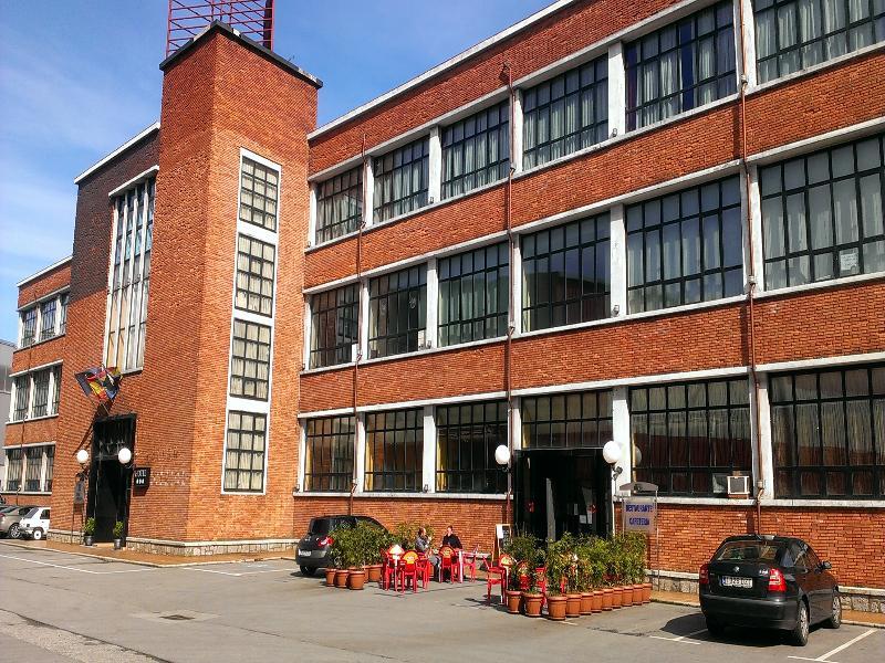 Oyo Hotel Parque Empresarial Avilés Buitenkant foto